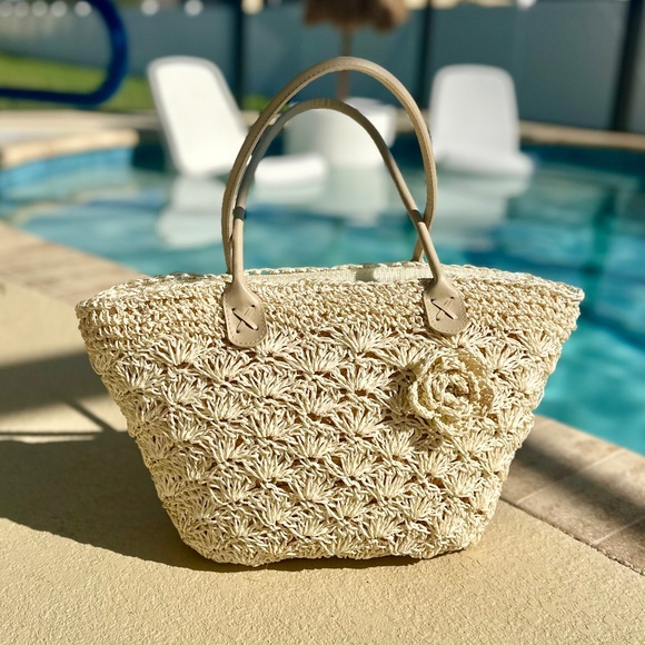Fashion One Handbags - Fashion One, Shell-Crochet Straw Beach Bag/ Tote